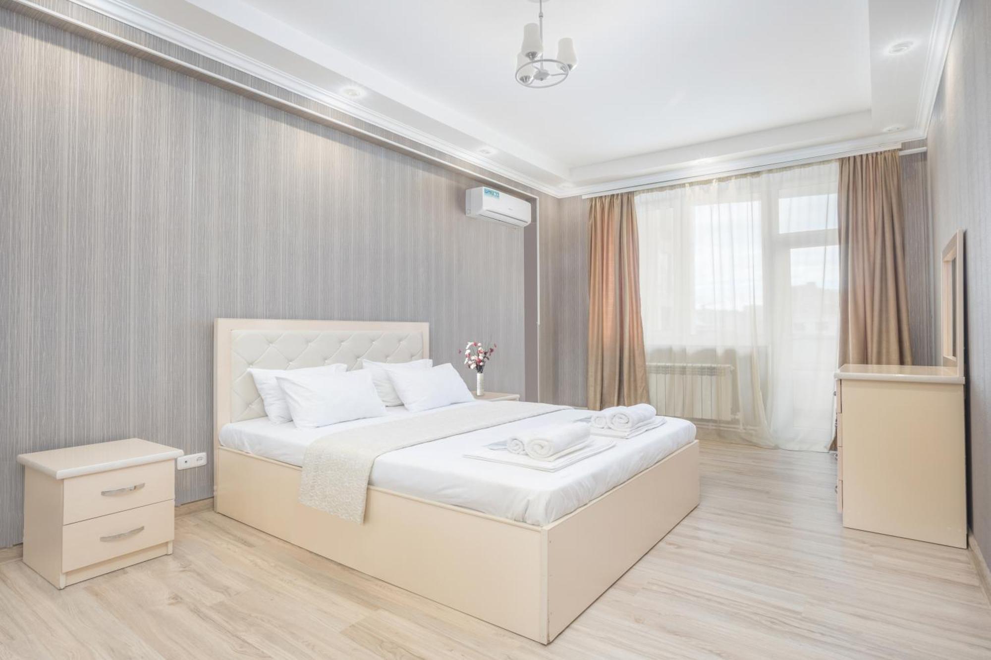 2 Bedrooms 2 Bathrooms Large And Lux Apartment Best Location Jerevan Buitenkant foto