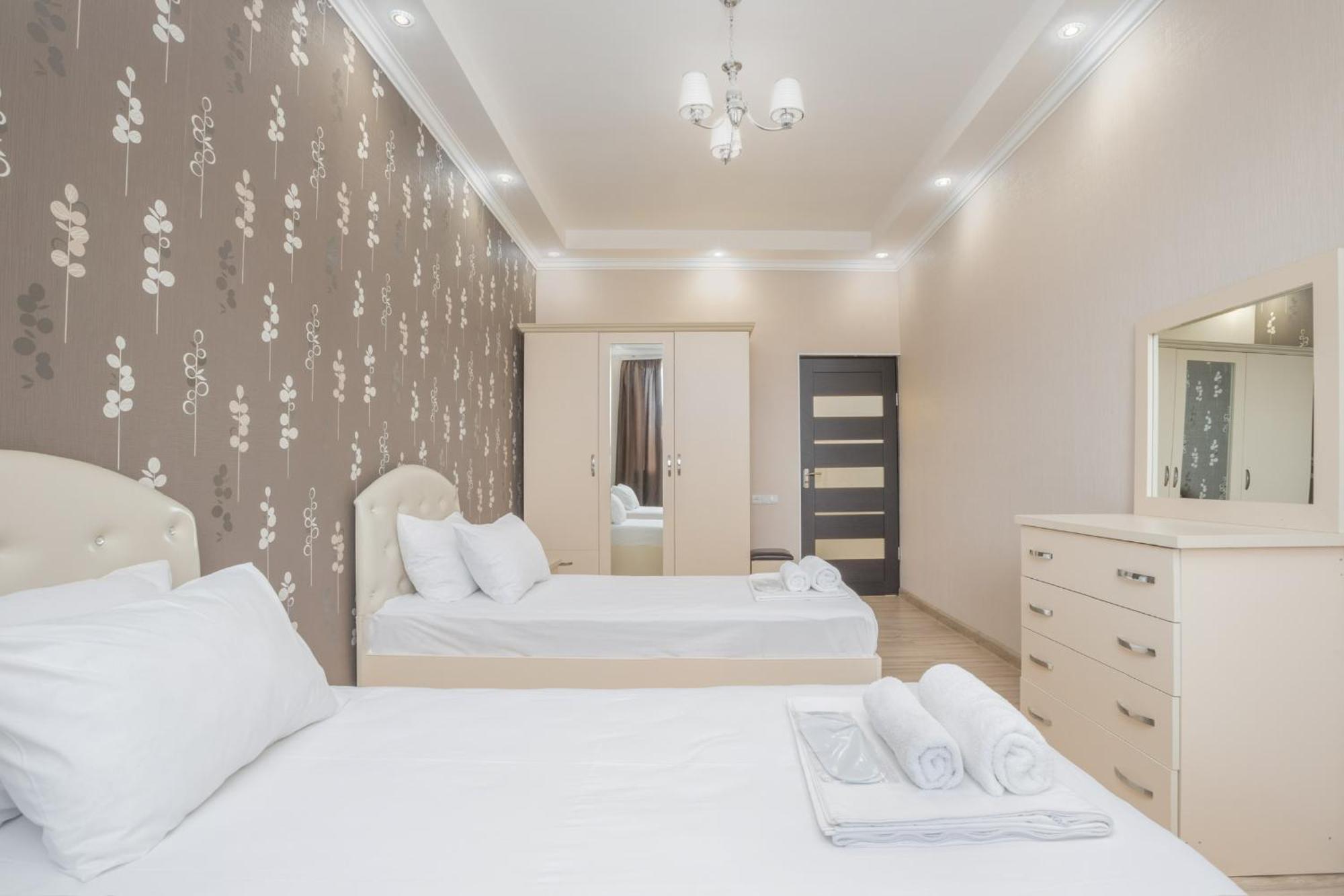 2 Bedrooms 2 Bathrooms Large And Lux Apartment Best Location Jerevan Buitenkant foto