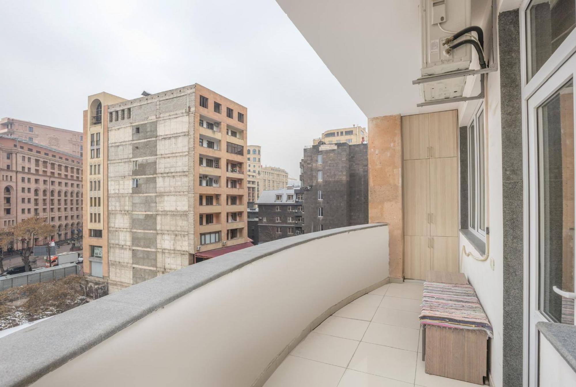 2 Bedrooms 2 Bathrooms Large And Lux Apartment Best Location Jerevan Buitenkant foto